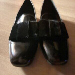 Stuart Weitzman Limbow Velvet Bow Loafer Flats